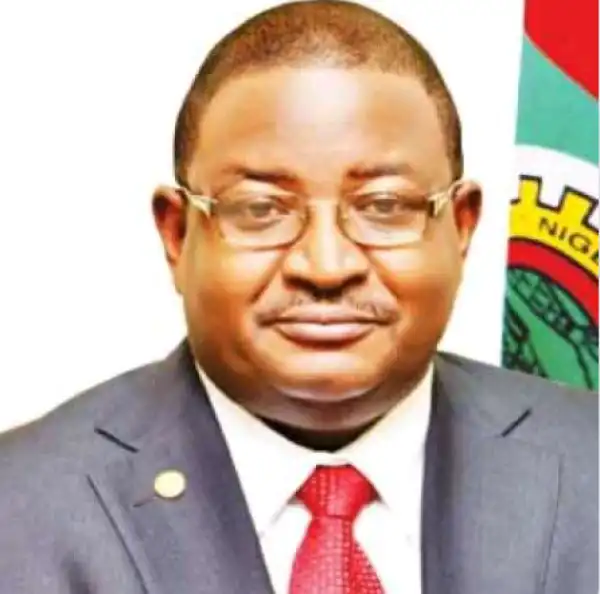 $9.2M, £74,000 Cash Found After Raiding Former NNPC GMD